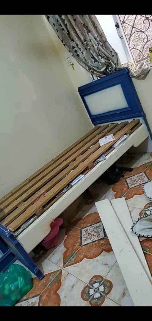 سرير مستخدم