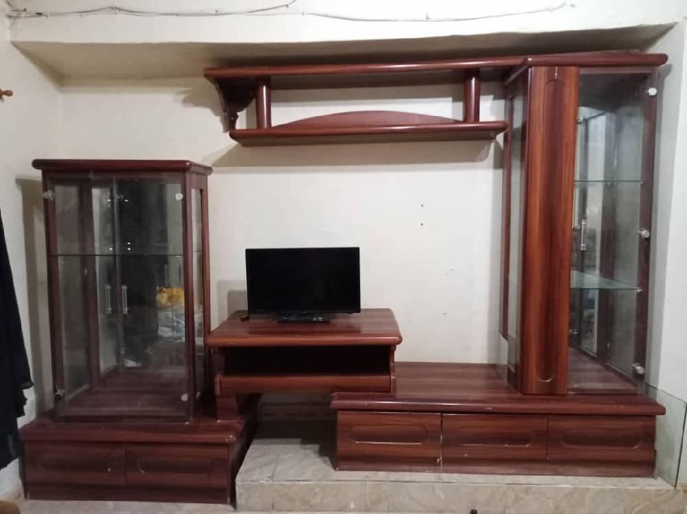 مكتبه  خشب قوي جدا