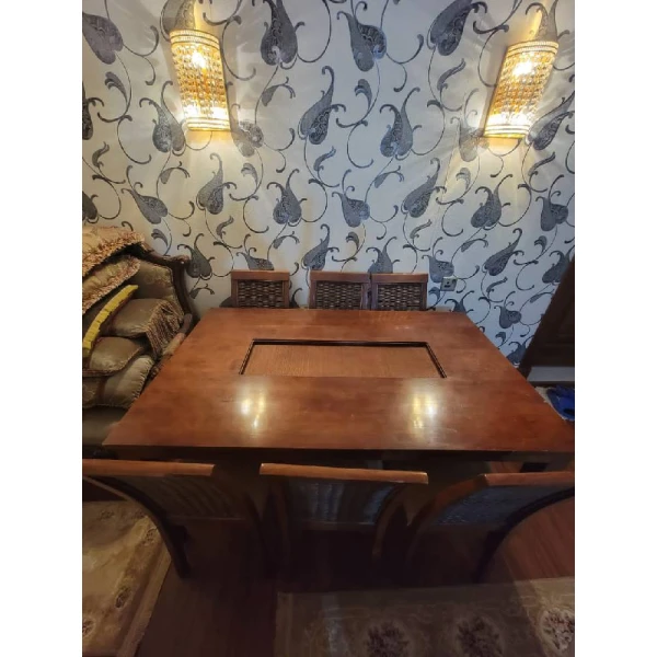 طاولة طعام خشب سويدي